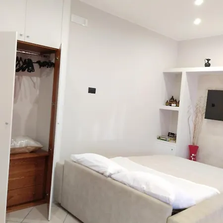 Golden House Apartment