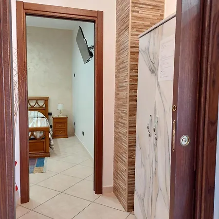 Golden House * Pompei