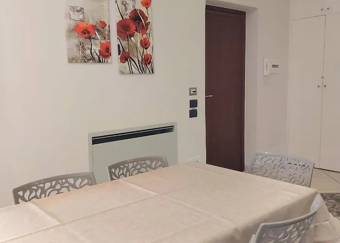 Apartament Golden House Pompeja