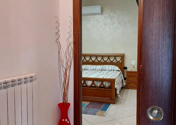 Golden House Apartament Pompeja